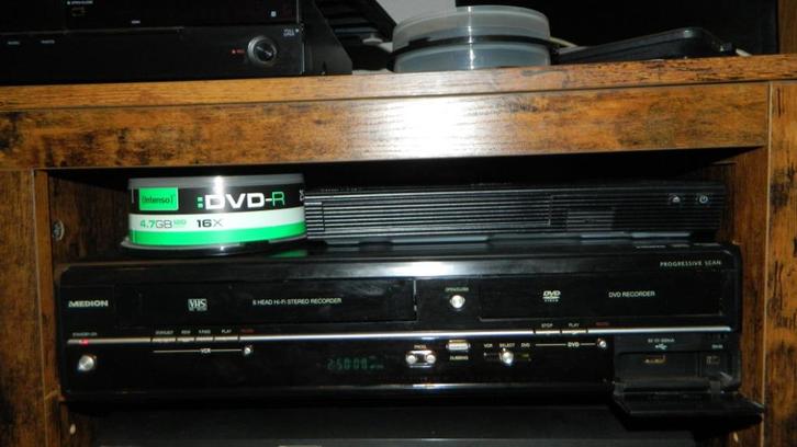 Kopieer VHS-video naar DVD Direct Pal/Secam Dolby Digital, Audio, Tv en Foto, Videospelers, Gebruikt, VHS-speler of -recorder