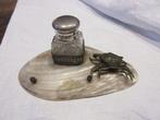antieke inktpot op parelmoeren schelp oud schrijfset, Antiek en Kunst, Ophalen