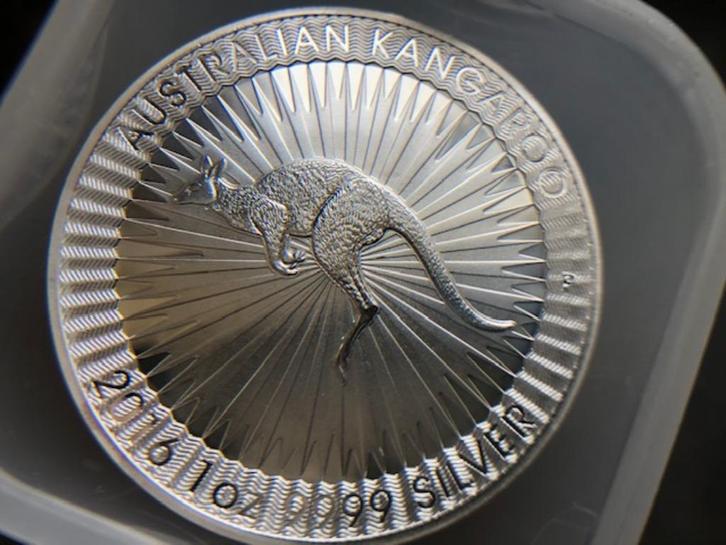 2016 Australia - Kangaroo - 25 x 1 oz silver TUBE, Postzegels en Munten, Edelmetalen en Baren, Zilver, Ophalen of Verzenden