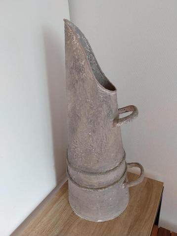 kolenbak retro geverfd 60 cm beschikbaar voor biedingen