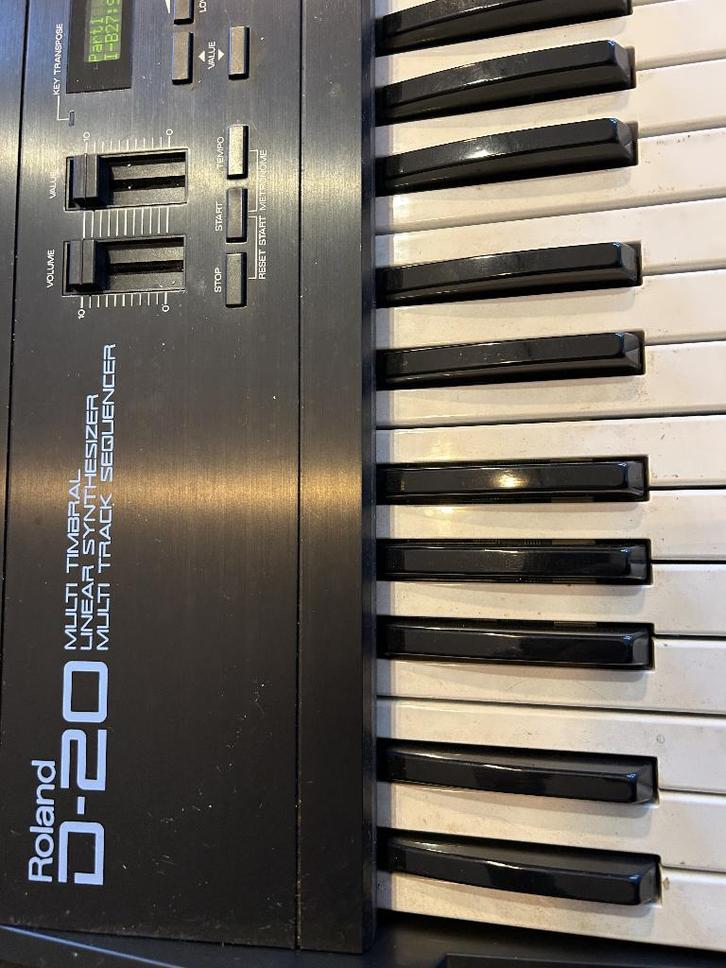 Synthesizer Roland D20, Muziek en Instrumenten, Synthesizers, Gebruikt, 61 toetsen, Roland, Ophalen