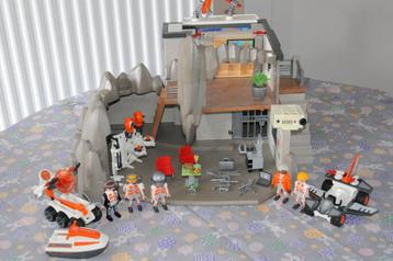 playmobil top agtents 4875 groot hoofdkwartier compleet, Kinderen en Baby's, Speelgoed | Playmobil, Ophalen of Verzenden, Gebruikt