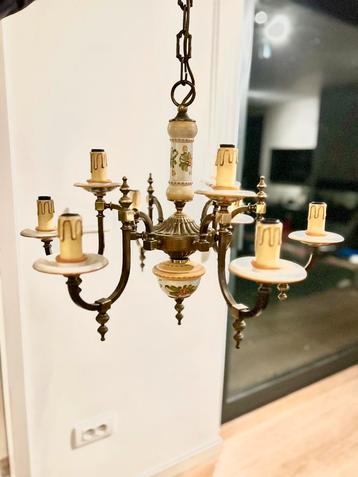 Kroonluchter te koop. beschikbaar voor biedingen