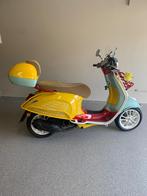 Vespa Primavera, Fietsen en Brommers, Ophalen, Zo goed als nieuw