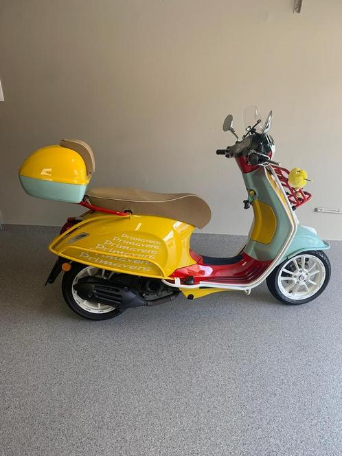 Vespa Primavera, Fietsen en Brommers, Scooters | Vespa, Zo goed als nieuw, Ophalen