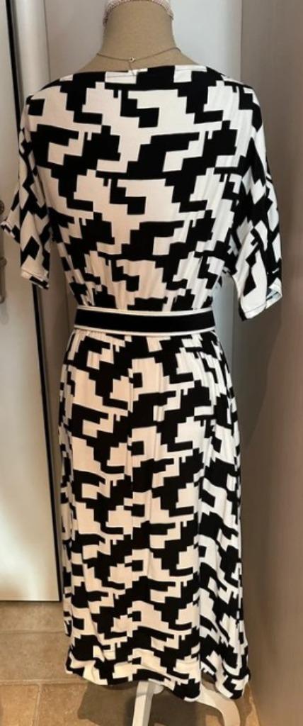 Caroline Biss kleed - Maat 40, Kleding | Dames, Jurken, Maat 38/40 (M), Ophalen of Verzenden