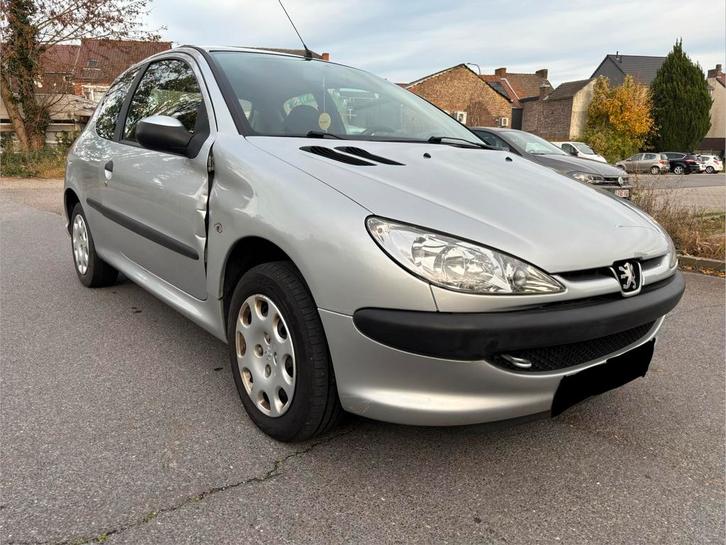 Urgent Peugeot 206 1.4 Essence 80.000KM, Auto's, Peugeot, Particulier, Elektrische ramen, Benzine, Euro 4, 3 deurs, Handgeschakeld