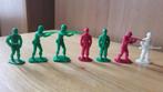 Lot de 7 jouets vintages de soldats, Collections, Enlèvement