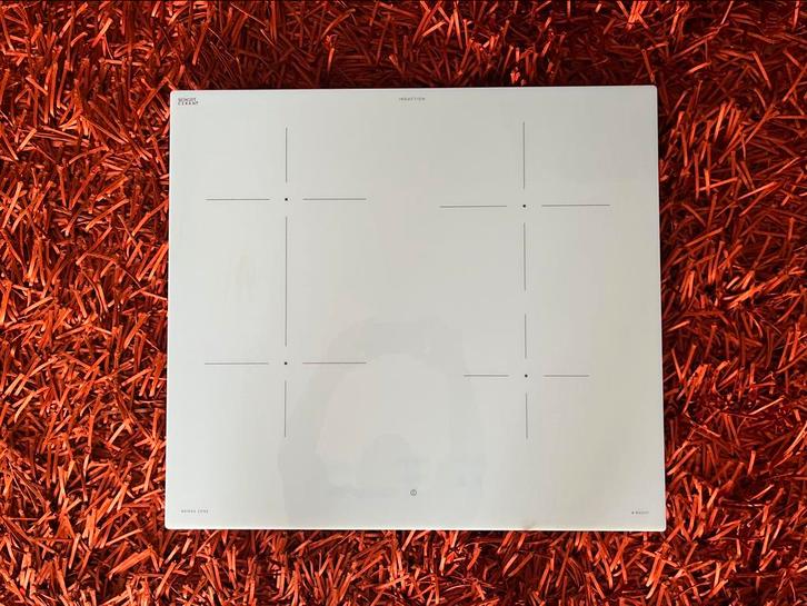 Plaque induction design schott ceran 4 feux, jamais utilisée, Electroménager, Tables de cuisson, Enlèvement