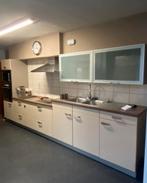 Complete keuken €200: MOET SNEL WEG!!!, Ophalen, Zo goed als nieuw