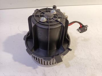 KACHEL VENTILATORMOTOR Audi A4 Avant (B8) (8K1820021) beschikbaar voor biedingen