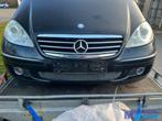 MERCEDES A KLASSE W169 Zwart 160 voorbumper 2004-2012, Gebruikt, Mercedes-Benz AG, Voor, Mercedes-Benz