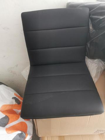 Nieuwe voetloze stoel  beschikbaar voor biedingen
