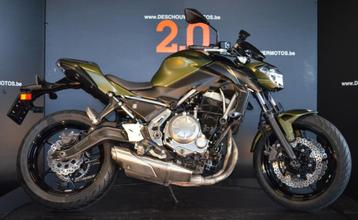 Kawasaki Z 650 in de gegeerde kaki kleur 2 jaar garantie