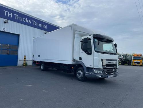 NEW DAF LF 230 FA 12 ton + Saxas gesloten laadbak, Auto's, Vrachtwagens, Bedrijf, Te koop, DAF, Diesel, Euro 6, 2 deurs, Automaat