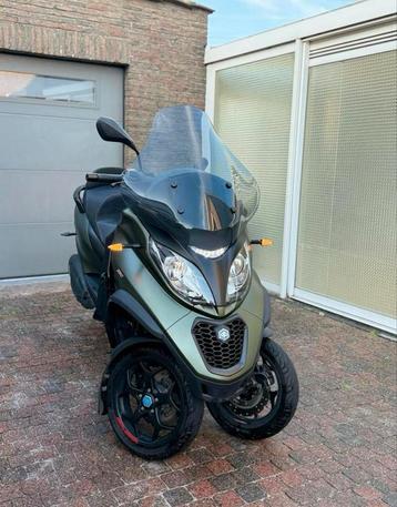 Piaggio MP3 350cc (2016),Slechts 17.700 km beschikbaar voor biedingen