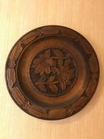 Rond houten decoratief bord bewerkt met bloemen, Ophalen of Verzenden, Gebruikt