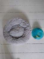 Katten- of hondenmand + speeltje, Enlèvement ou Envoi, Comme neuf