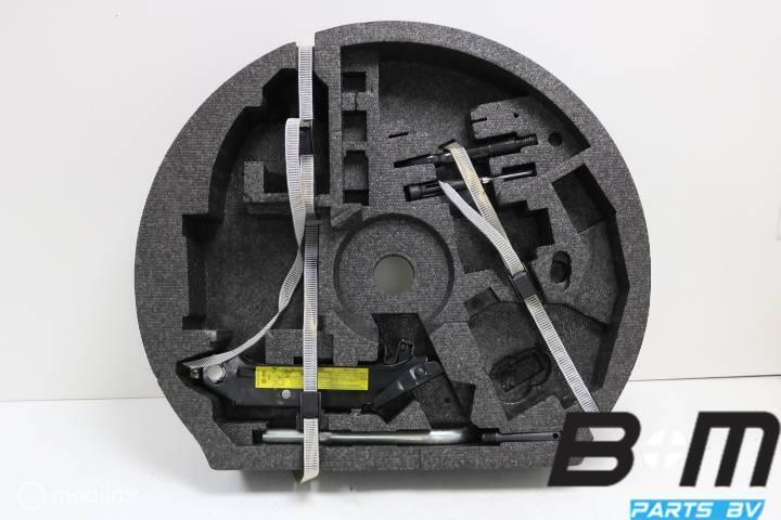 Gereedschaphouder met krik Audi A3 8P Cabrio 8P00012109G, Auto-onderdelen, Klein materiaal, Gebruikt