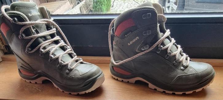 Wandelschoen lowa zo goed als nieuw maat 38, Sport en Fitness, Bergsport en Wandelen, Zo goed als nieuw, Schoenen, Ophalen