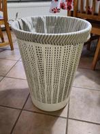 Manne à linge, Enlèvement, Blanc