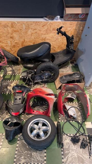 Piaggio zip 2t PROJECT Zonder papieren beschikbaar voor biedingen