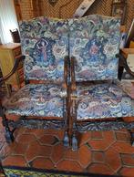 Antieke stoelen, Ophalen
