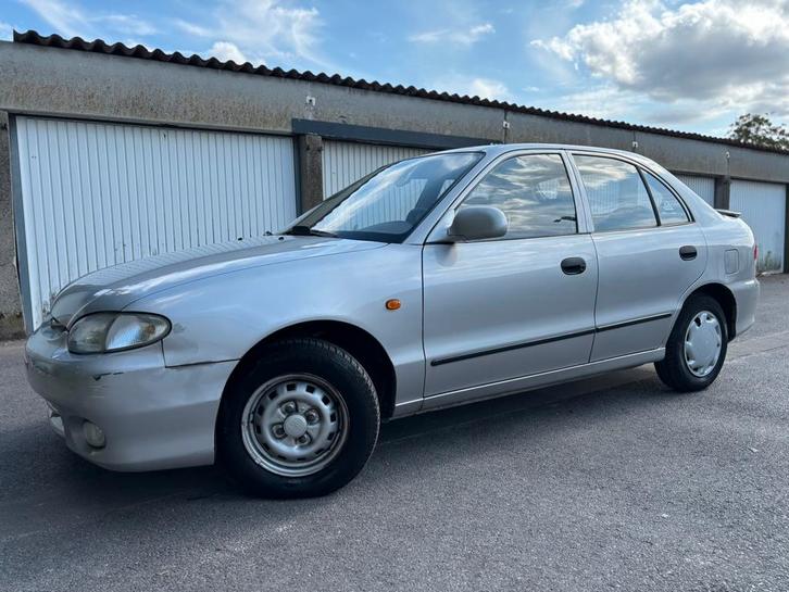 Hyundai Excel - 1.4 Benzine - Automaat - 94 000 Km, Auto's, Hyundai, Particulier, Excel, ABS, Boordcomputer, Centrale vergrendeling