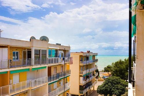 Ruim appartement te koop bij het strand in Punta Prima., Immo, Buitenland, Spanje, Appartement, Overige