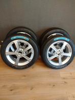 Originele Mercedes winterkit klasse A - B - CLA, Auto-onderdelen, Banden en Velgen, Ophalen, Banden en Velgen, Nieuw, 17 inch