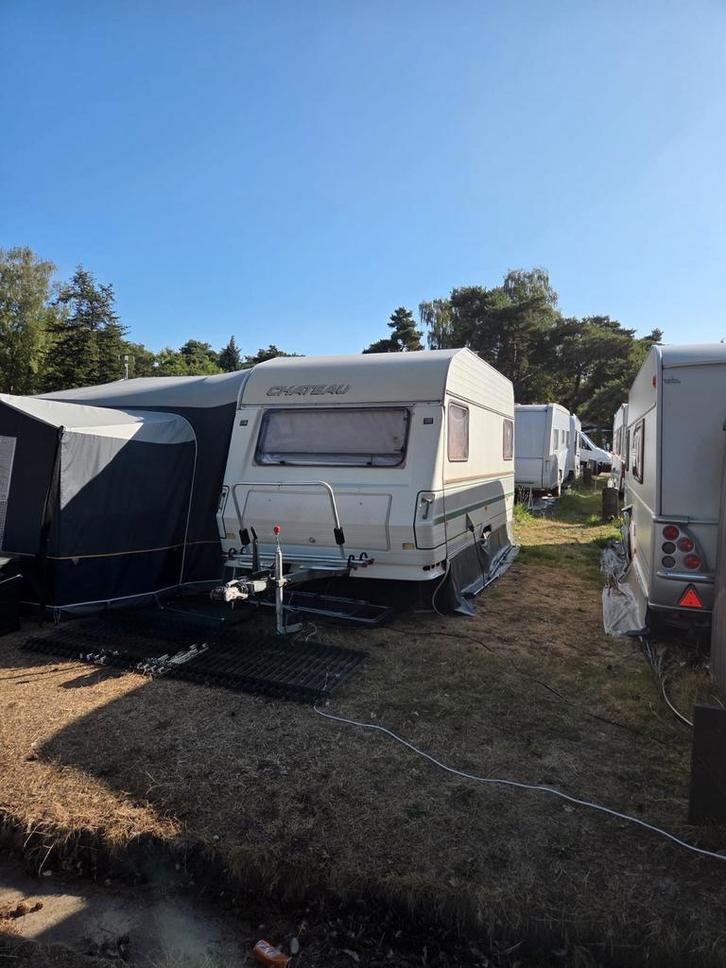 Chateau 460, Caravans en Kamperen, Caravans, Particulier, tot en met 4, 750 - 1000 kg, Chateau, 4 tot 5 meter, Ophalen
