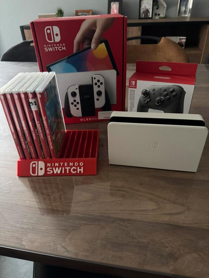 Nintendo Switch OLED full pack, Games en Spelcomputers, Spelcomputers | Nintendo Switch, Zo goed als nieuw, Switch OLED, Met 1 controller