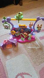Maison Littlest Petshop + 6 figurines et accessoires, Enlèvement ou Envoi, Comme neuf, Accessoires