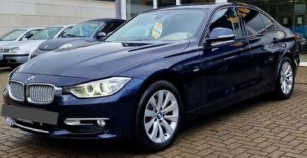 BMW 3 SERIE 320iX Drive Headup display/4x4/Led/Carplay, Auto's, BMW, Bedrijf, Te koop, 3 Reeks, 4x4, ABS, Achteruitrijcamera, Adaptieve lichten
