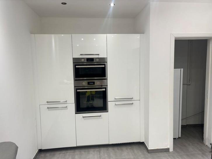 Te koop: complete keuken voor €250., Maison & Meubles, Cuisine | Cuisines complètes, Utilisé, Brillant ou Laqué, Enlèvement