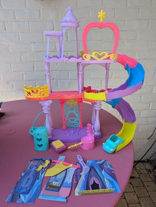 My Little Pony chateau rainbow, Kinderen en Baby's, Speelgoed | My Little Pony, Gebruikt, Ophalen