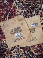 2 originele jute zakken jeans 49R, Verzamelen, Verzenden, Nieuw, 49R