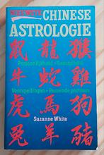 S. White - Nieuwste chinese astrologie, Gelezen, Astrologie, Ophalen of Verzenden, S. White