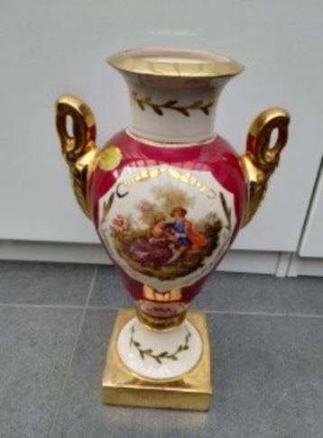 vintage vaas in verguld porcelein empire stijl