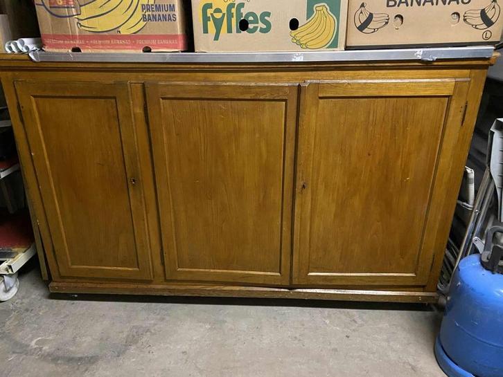 Unieke sacritiekast., Antiek en Kunst, Antiek | Meubels | Kasten, Ophalen