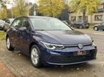 VW Golf 1.5 eTSI - Pano - IQ Light - Xenon - Camera, Auto's, Volkswagen, 4 deurs, Stof, 4 cilinders, Blauw