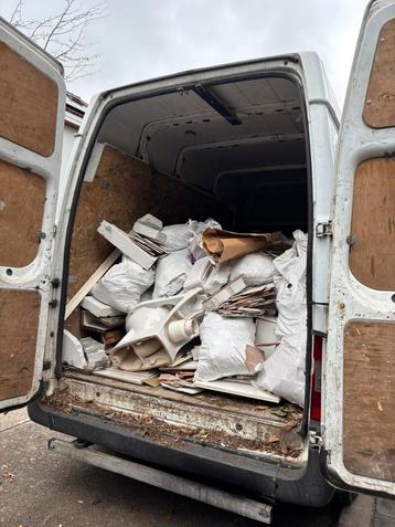 Verhuizingen van grofvuil - lege huizen beschikbaar voor biedingen
