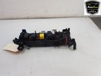 ZEKERINGKAST Mercedes-Benz A (W176) (01-2012/05-2018), Gebruikt, Mercedes-Benz