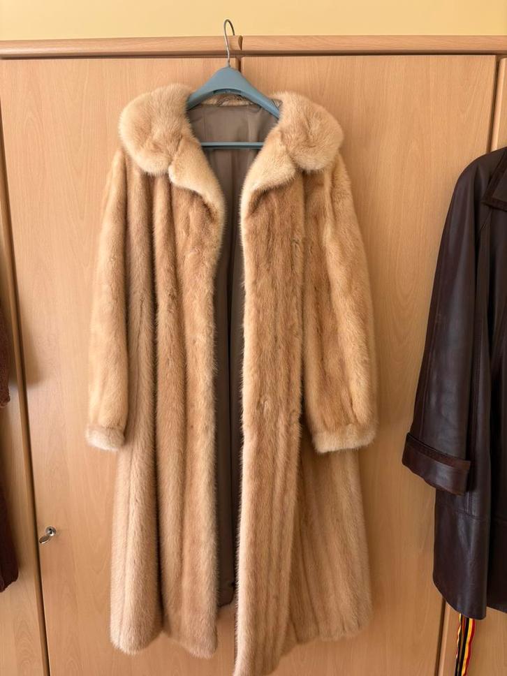 Manteaux en vison, Kleding | Dames, Jassen | Winter, Zo goed als nieuw, Beige, Ophalen
