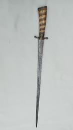 Poignard de chasse ou attrape-cœur du XIXe siècle, Enlèvement ou Envoi, Autres, Couteau ou Poignard