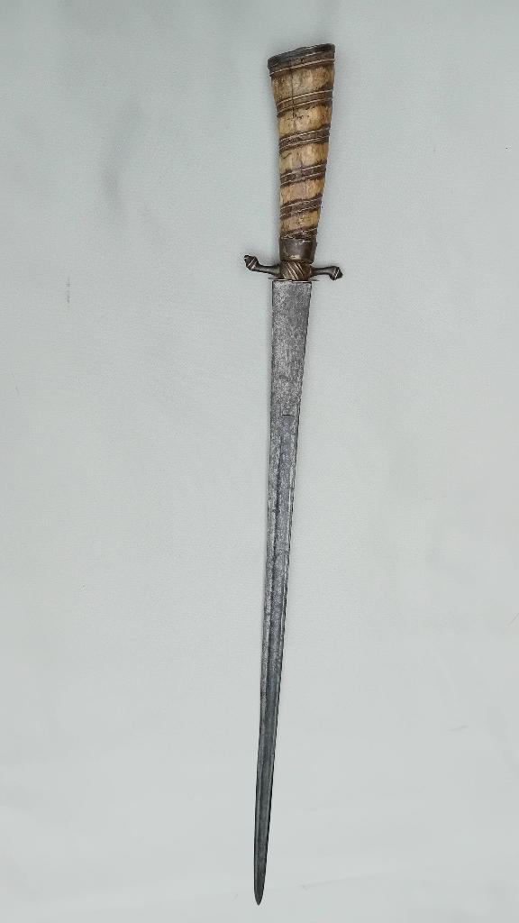 Poignard de chasse ou attrape-cœur du XIXe siècle, Collections, Objets militaires | Général, Autres, Enlèvement ou Envoi