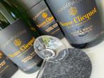 2x Glas VC 2x Champagne Veuve Clicquot Extra-Brut Extra old, Verzamelen, Wijnen, Nieuw, Frankrijk, Vol, Ophalen of Verzenden