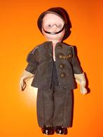 Vintage poupée - Pompier en costume, Collections, Comme neuf, Enlèvement ou Envoi, Poupée