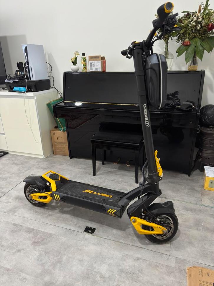 vsett 10+ elektrische step, Fietsen en Brommers, Steps, Zo goed als nieuw, Ophalen