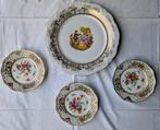 Grande assiette + 3 petites  avec scène romantique, Ophalen